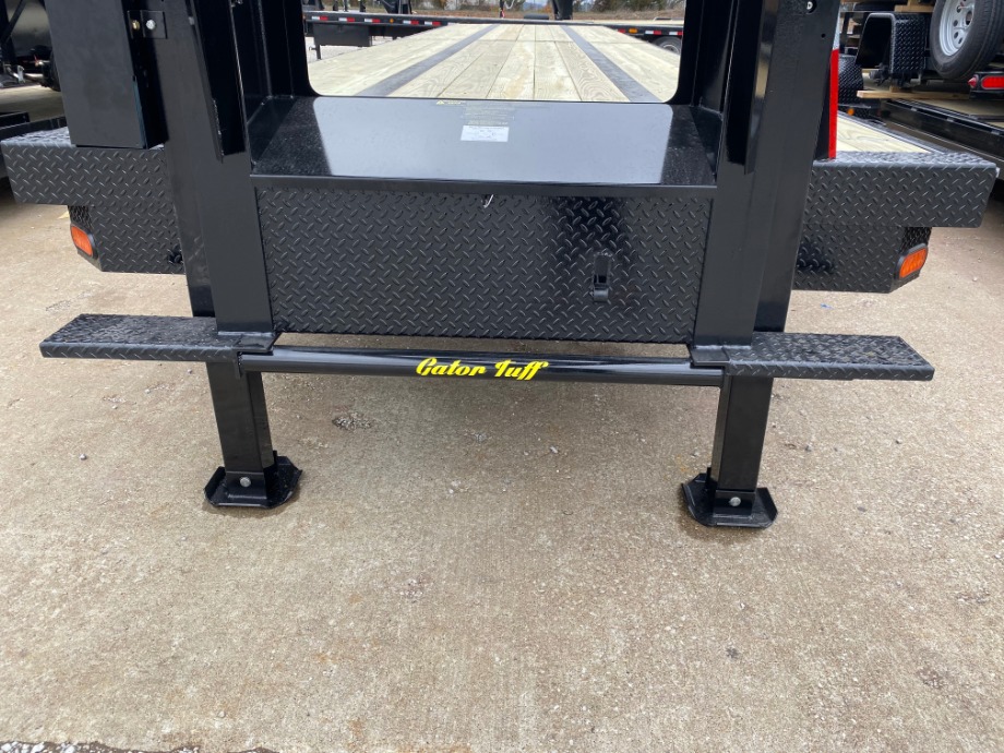 Air Ride Trailer with Hydraulic Jacks Gatormade Trailers 